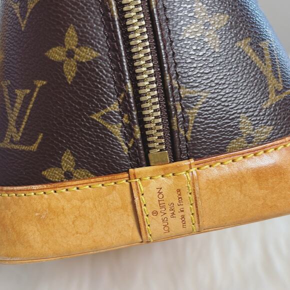 Authentic Louis Vuitton Alma Monogram Canvas Handbag with Authentic LV Strap - Picture 6 of 16